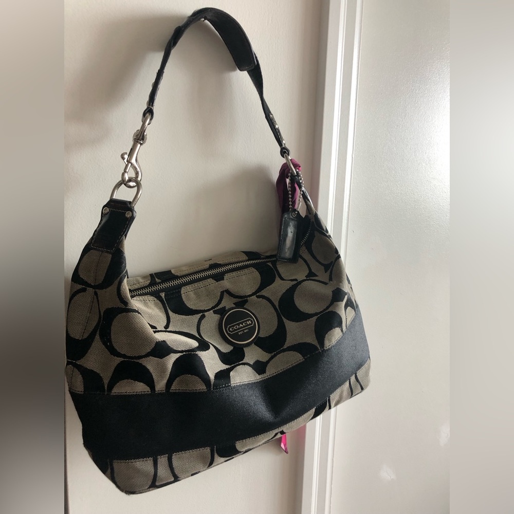 Coach Purse with Logo Pattern in Black. Excellent Condition with free scarf